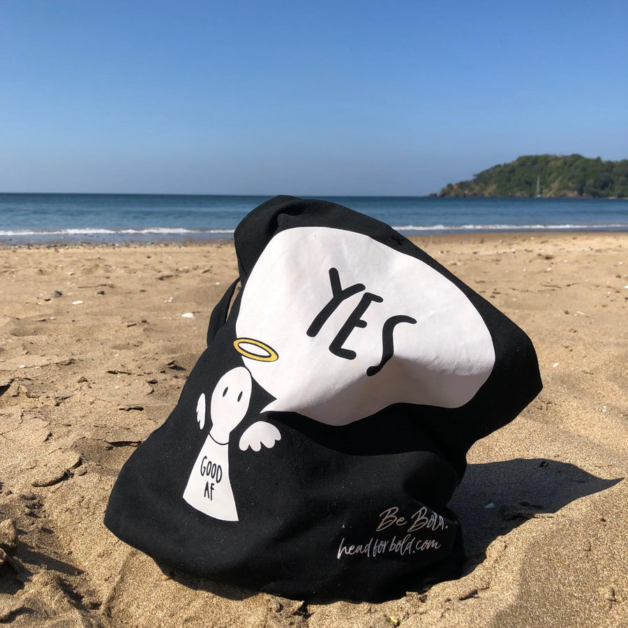 #Bagsy Location: NZ Beach | The Bold Yes / No re-usable tote bag | gym bag | beach bag | shopping bag | Free with every Hoodie | #sayitinbold @BoldorNaked shop online www.boldornaked.com
