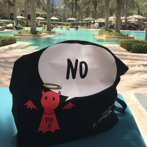 #Bagsy Location: Poolside One & Only Dubai | The Bold Yes / No re-usable tote bag | gym bag | beach bag | shopping bag | Free with every Hoodie | #sayitinbold @BoldorNaked shop online www.boldornaked.com